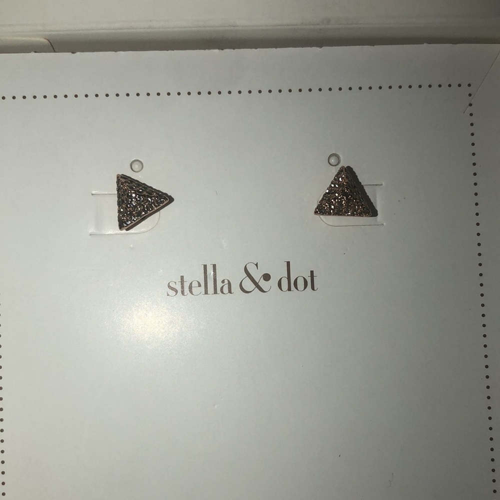 Stella & Dot Deja vu Studs Rose Gold